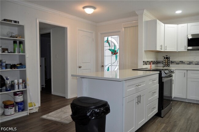 Photo - 1435 Alcazar Ave