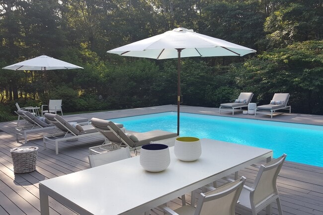 Photo - 319 Merchants Path