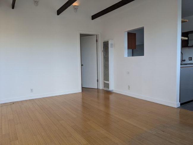 Photo - 254 3rd Ave Unidad 254