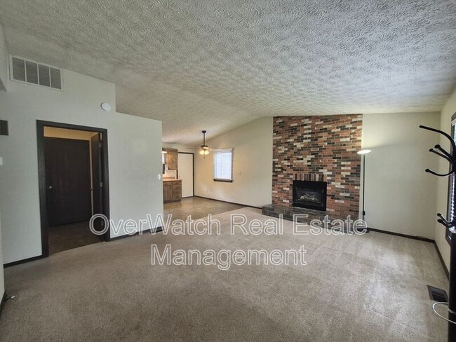 Photo - 12250 Mary Ave