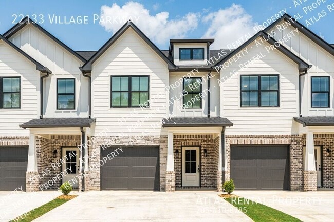 Building Photo - 22133 Village Pkwy