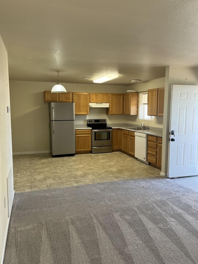 Photo - 206 Country West Rd