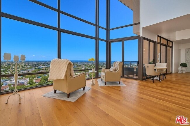 Building Photo - 4337 Marina City Dr Unit PH40 Rental