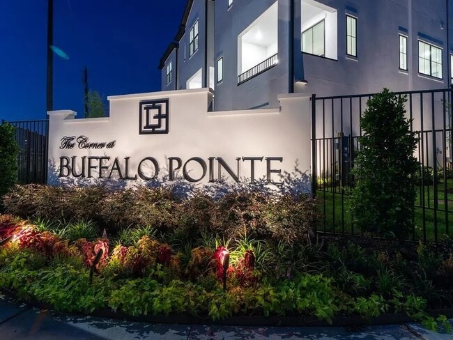 Building Photo - 2718 Grand Fountains Dr Unit B