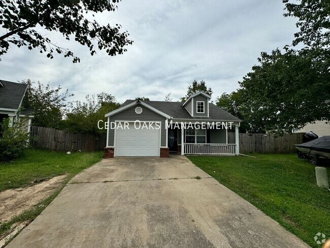 Building Photo - Cute 3/2 House at Veteran's Park