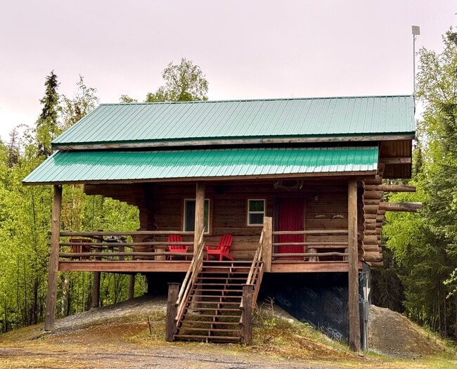 Building Photo - ALASKAN CABIN IN THE WOODS! Rental