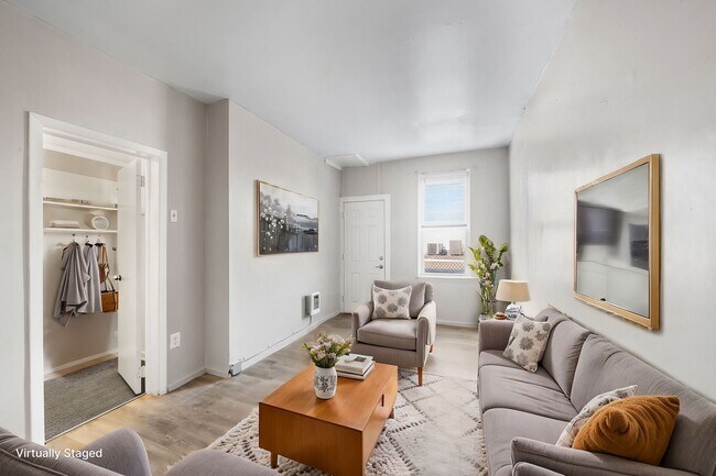 Photo - Carlton Arms