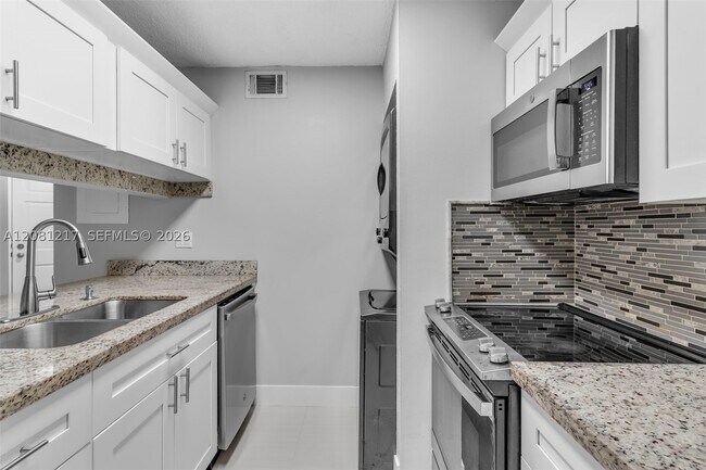 Photo - 15665 SW 74th Cir Dr Unit 5