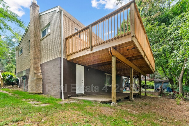 Photo - 318 McCutcheon Ln