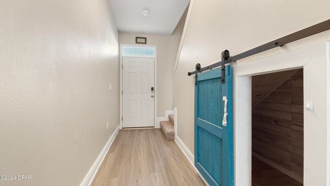 Photo - 7596 Shadow Lake Dr