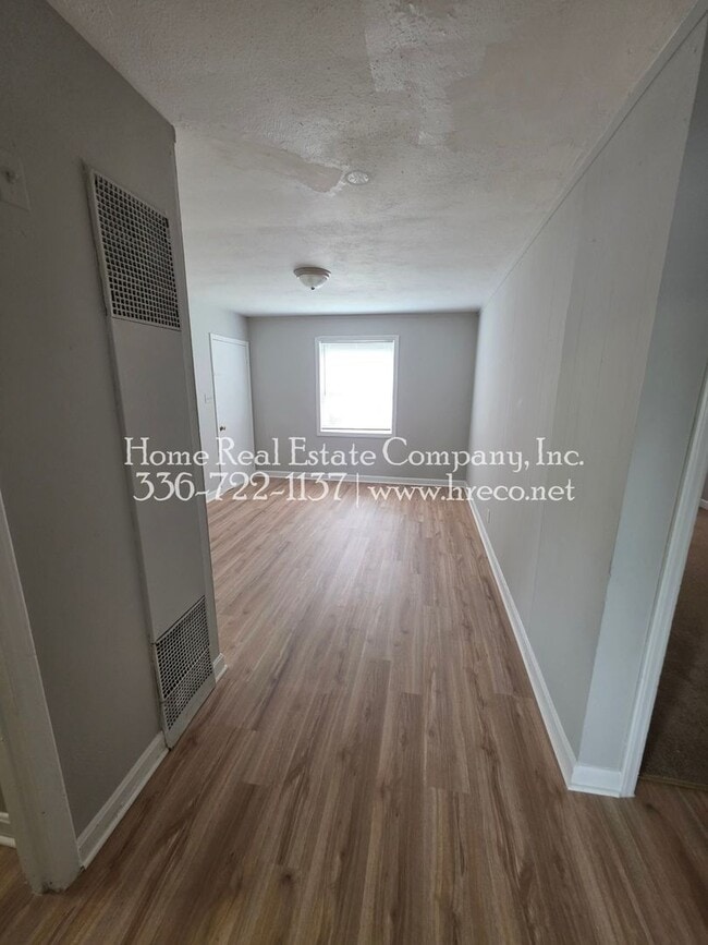Photo - 1340 Gray Ave NE Unit 1340-B