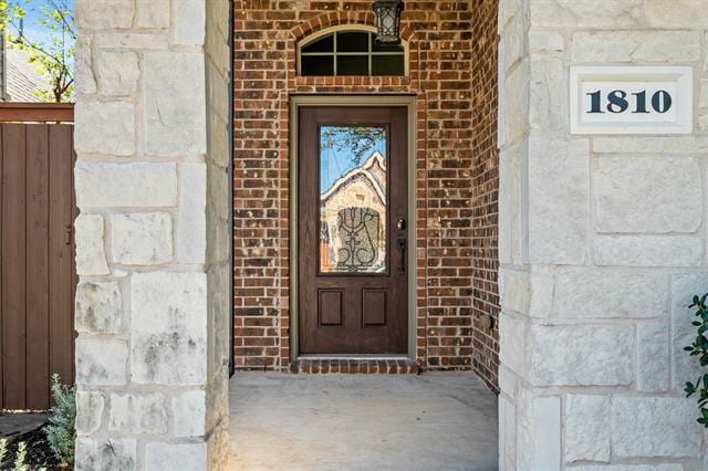 Photo - 1810 Sanderlain Ln