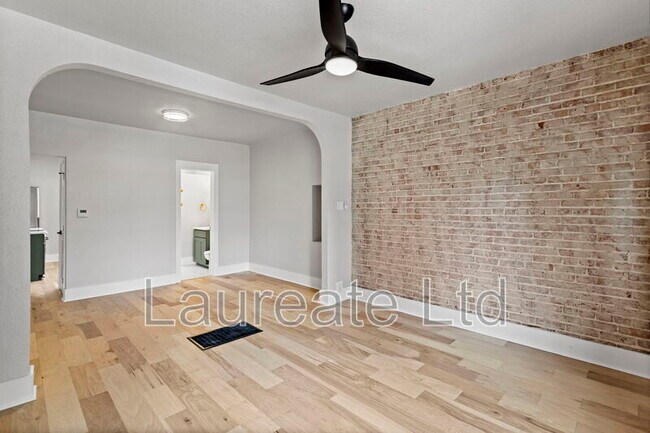 Photo - 712 E 1st Ave