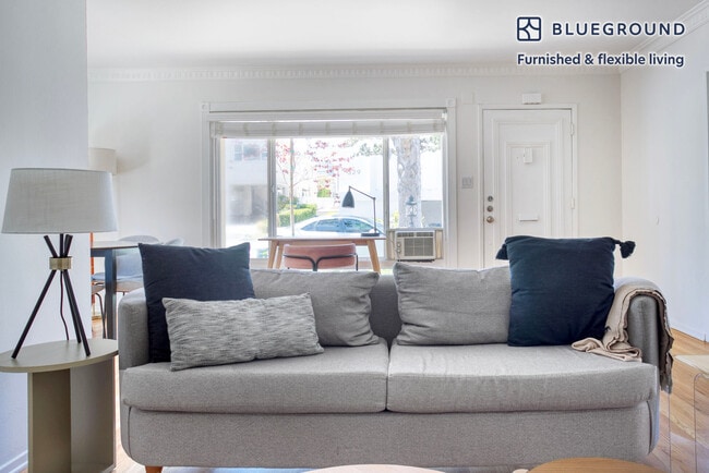 Photo - 328 S Doheny Dr Unit FL0-ID1213