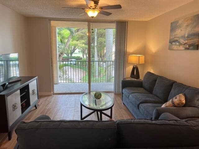 Photo - 160 Yacht Club Way Unit 206