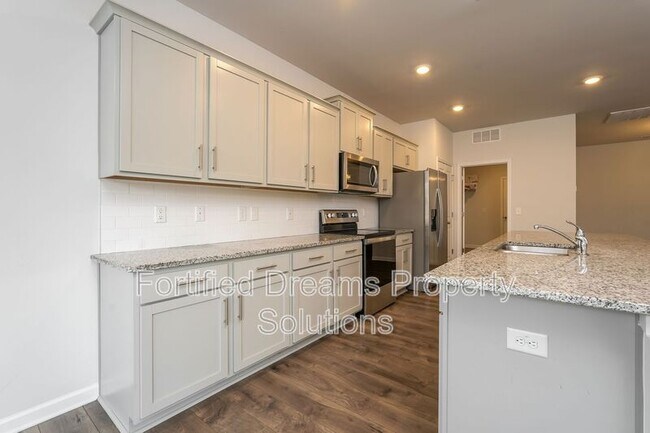 Photo - 7042 Quarter Horse Dr