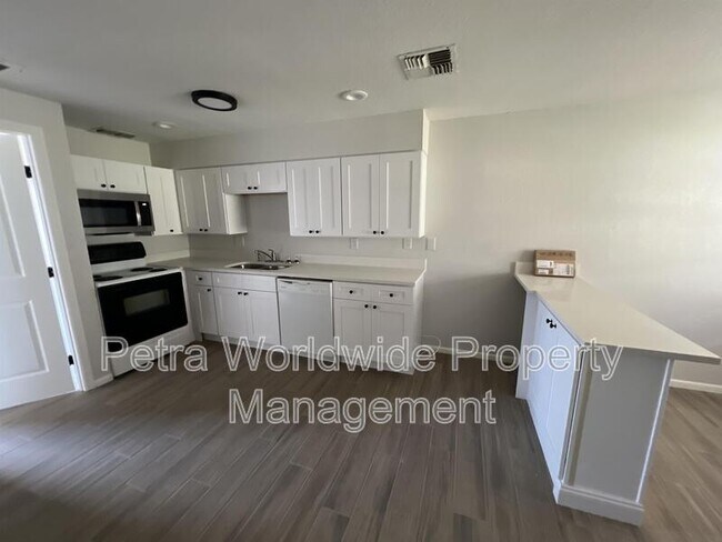 Photo - 2309 K-Ville Ave