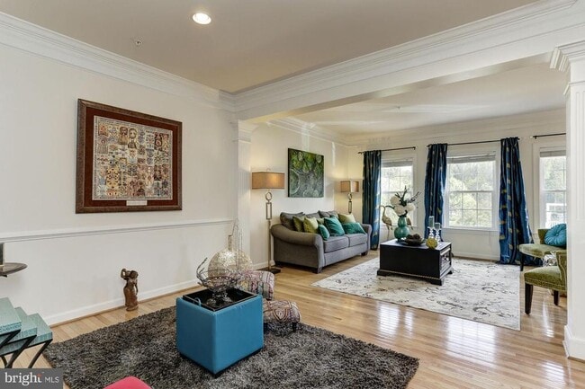 Photo - 1715 Chiswick Ct