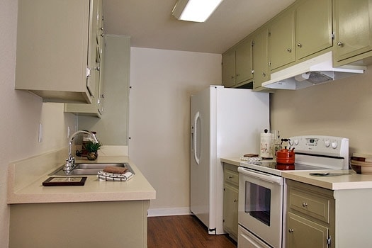 Photo - Pinewood Villas Apartments