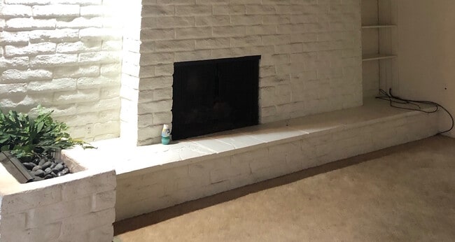 Photo - 5104 Lakeview Ave