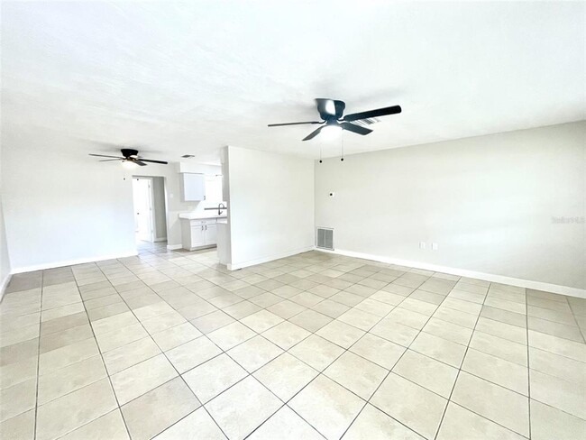 Photo - 102 S Jefferson St