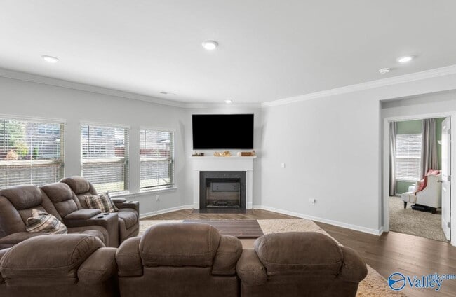 Photo - 123 Barn Trail Way