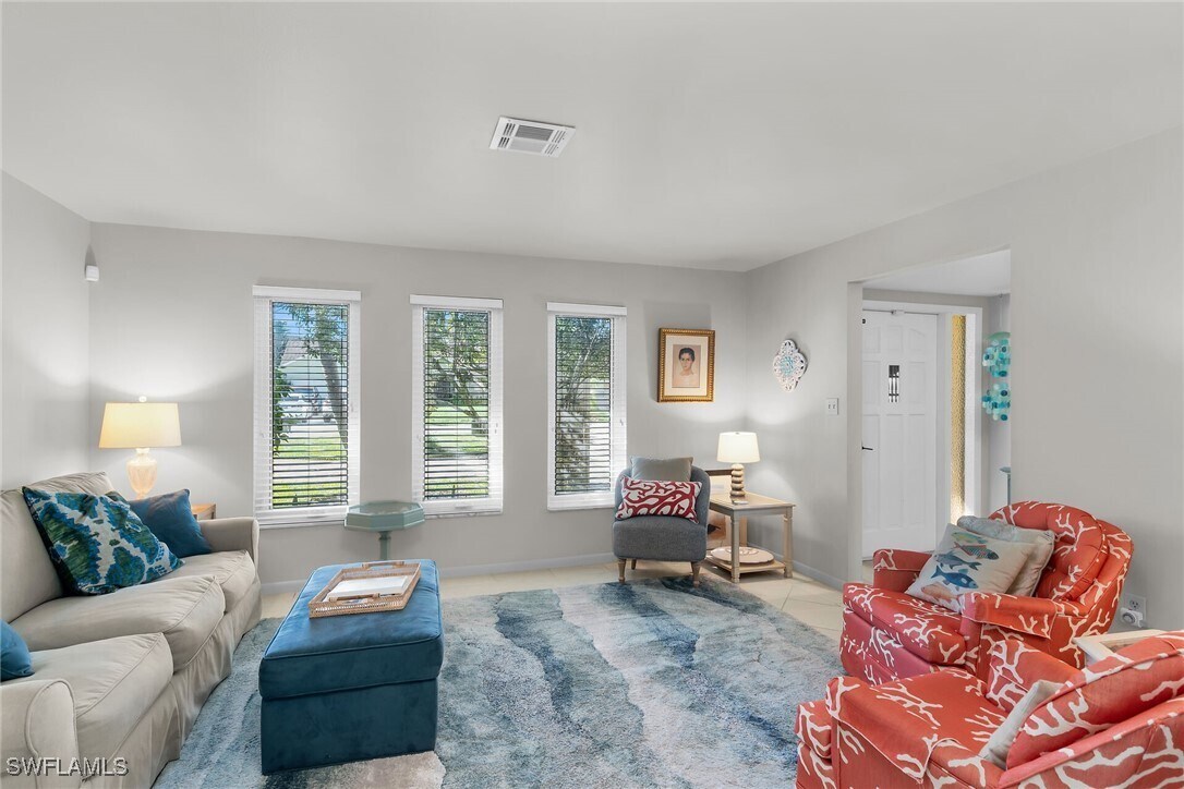 Photo - 1337 Wisconsin Dr