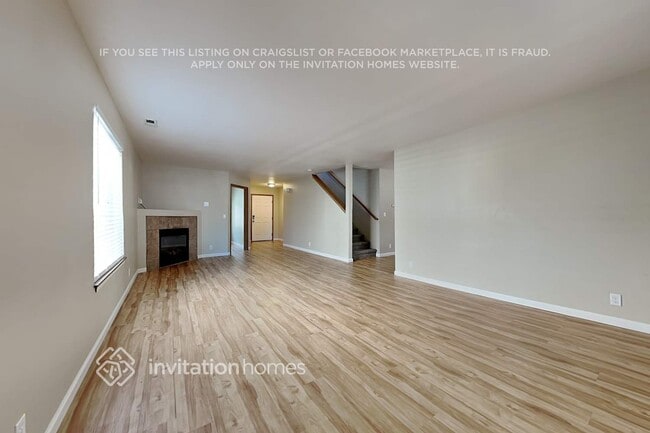 Photo - 20120 15th Ave E