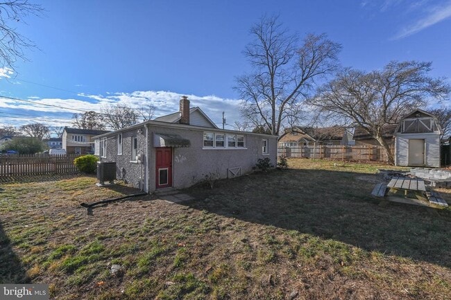 Photo - 1615 Grange Rd