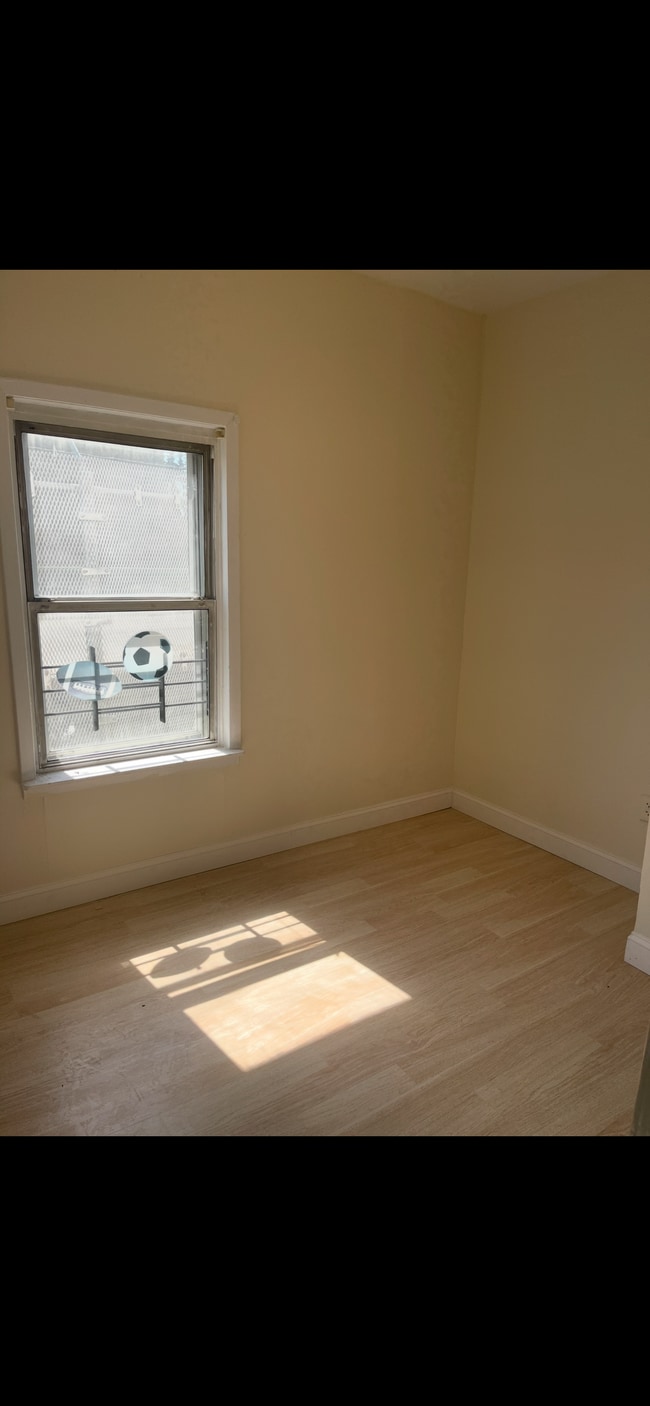 Photo - 1651 Hunt Ave