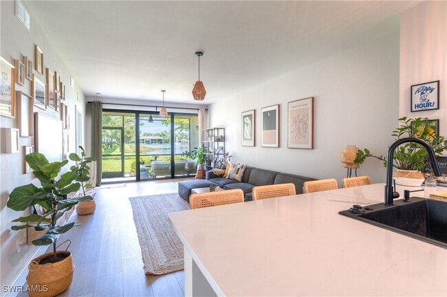 Building Photo - 15126 Palmer Lake Cir Unit 101