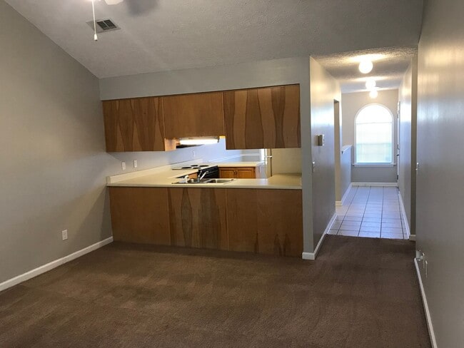 Photo - 248 E Veterans Blvd