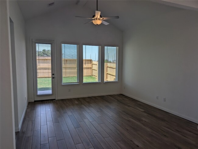 Photo - 7323 Blue Gentiana Ln