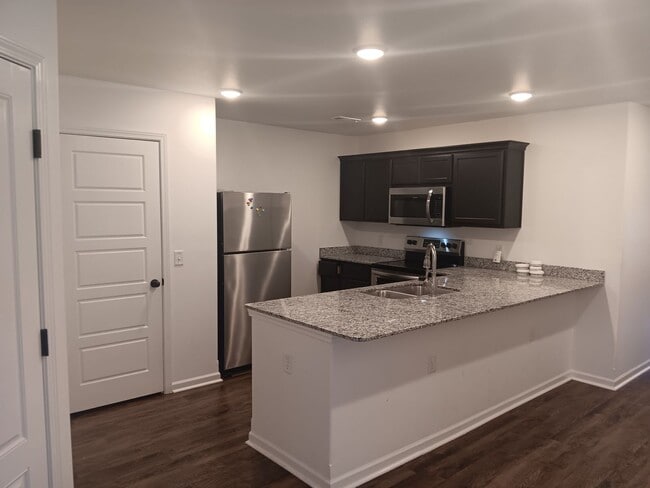 Photo - Cozy New 3 Bedroom Townhome in Carl Junction!