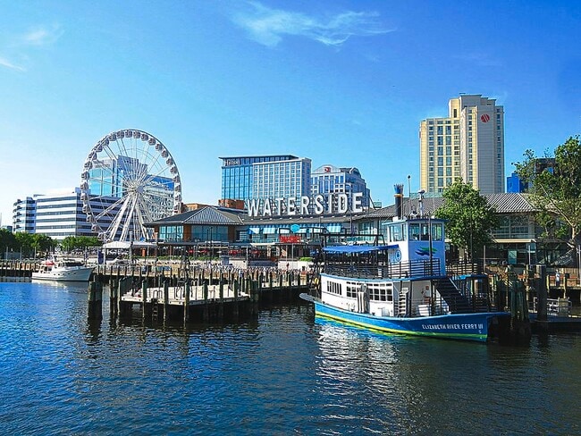 Restaurants, Shopping, and Endless Entertainment 15 Minutes Away in Downtown Norfolk!