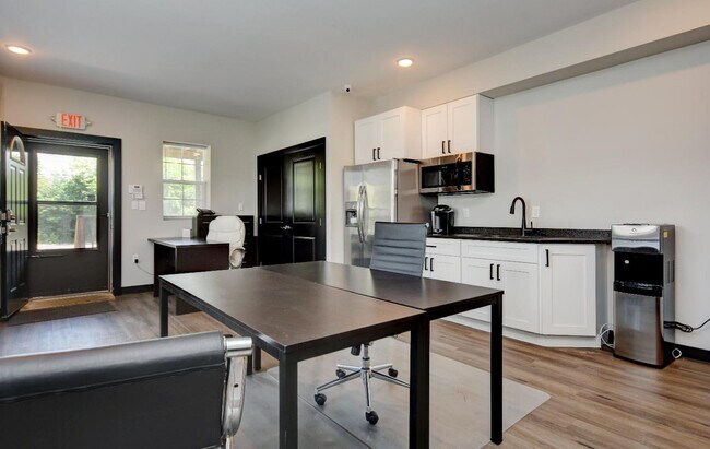Photo - 1384 E Main St Unit 1384