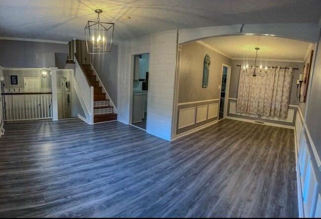 Photo - 130 Huntington Pl