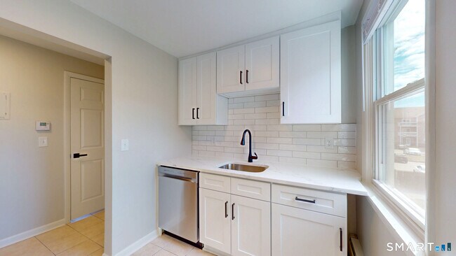 Photo - 12 Liberty St