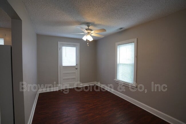 Photo - 2106 Eastwood Ave