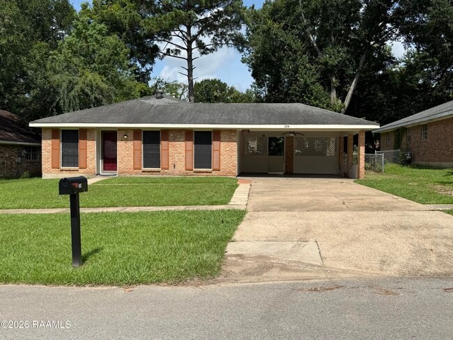 Building Photo - 204 Winsor Dr