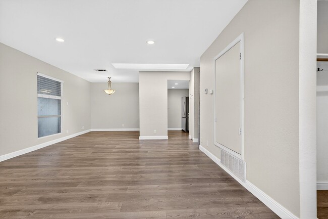 Photo - Updated Ground-Floor End Unit with Pool Access & No Stairs in West Roundtree! Unidad A