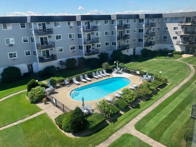 190 Kings Hwy