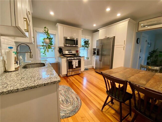 Photo - 9 Hall Ave Unidad 2