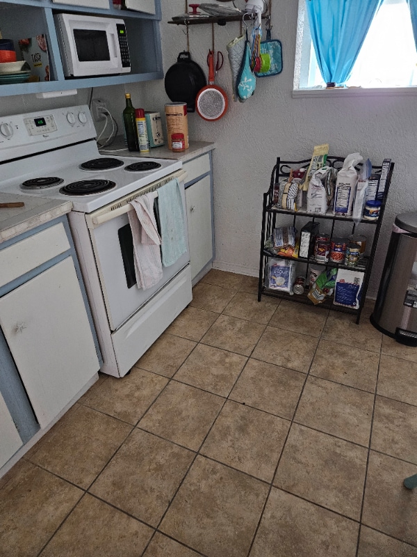 Photo - 56 Margaret Rd Unit A