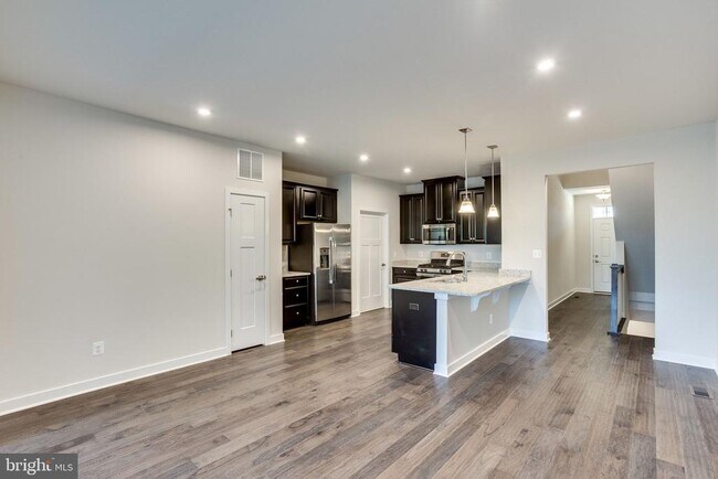 2183 Hemlock Bay Rd