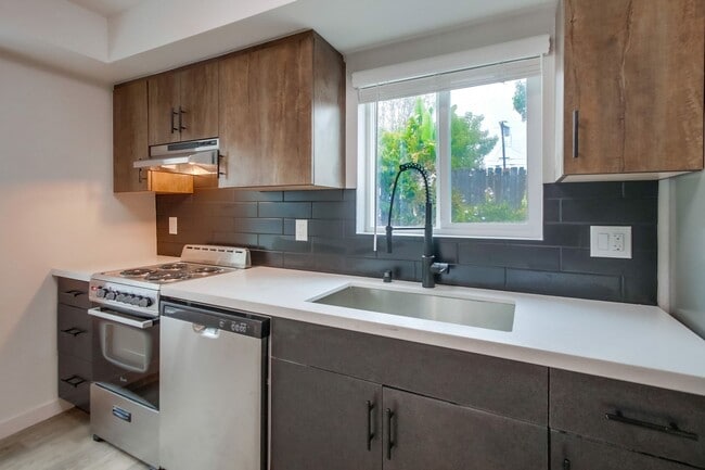 Photo - Le Jaime- Newly Renovated Living in the Heart of Clairemont