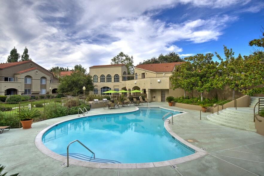 eaves Thousand Oaks