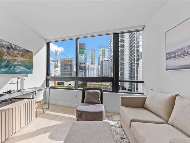 Photo - 225 N Miami Ave Unidad SI ID1373685P