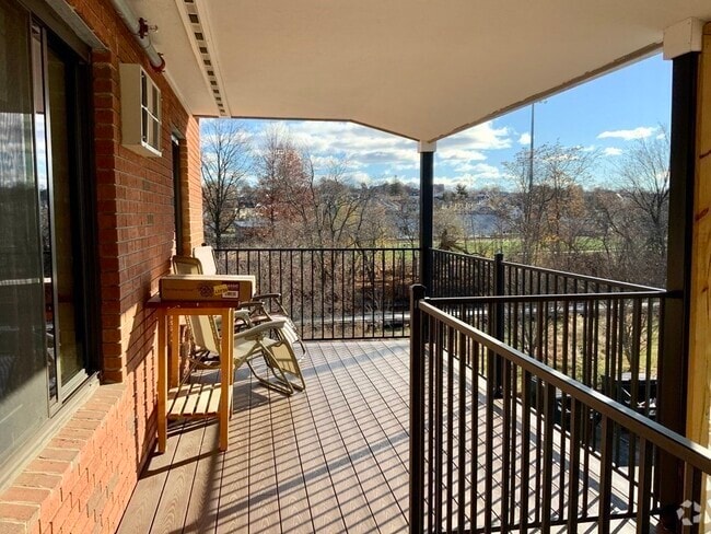Building Photo - 10 Arizona Terrace Unit 6 Rental