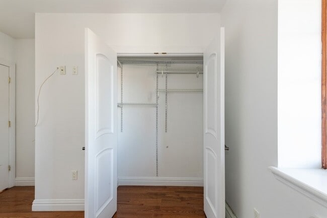 Photo - PERFECT ONE BEDROOM APT